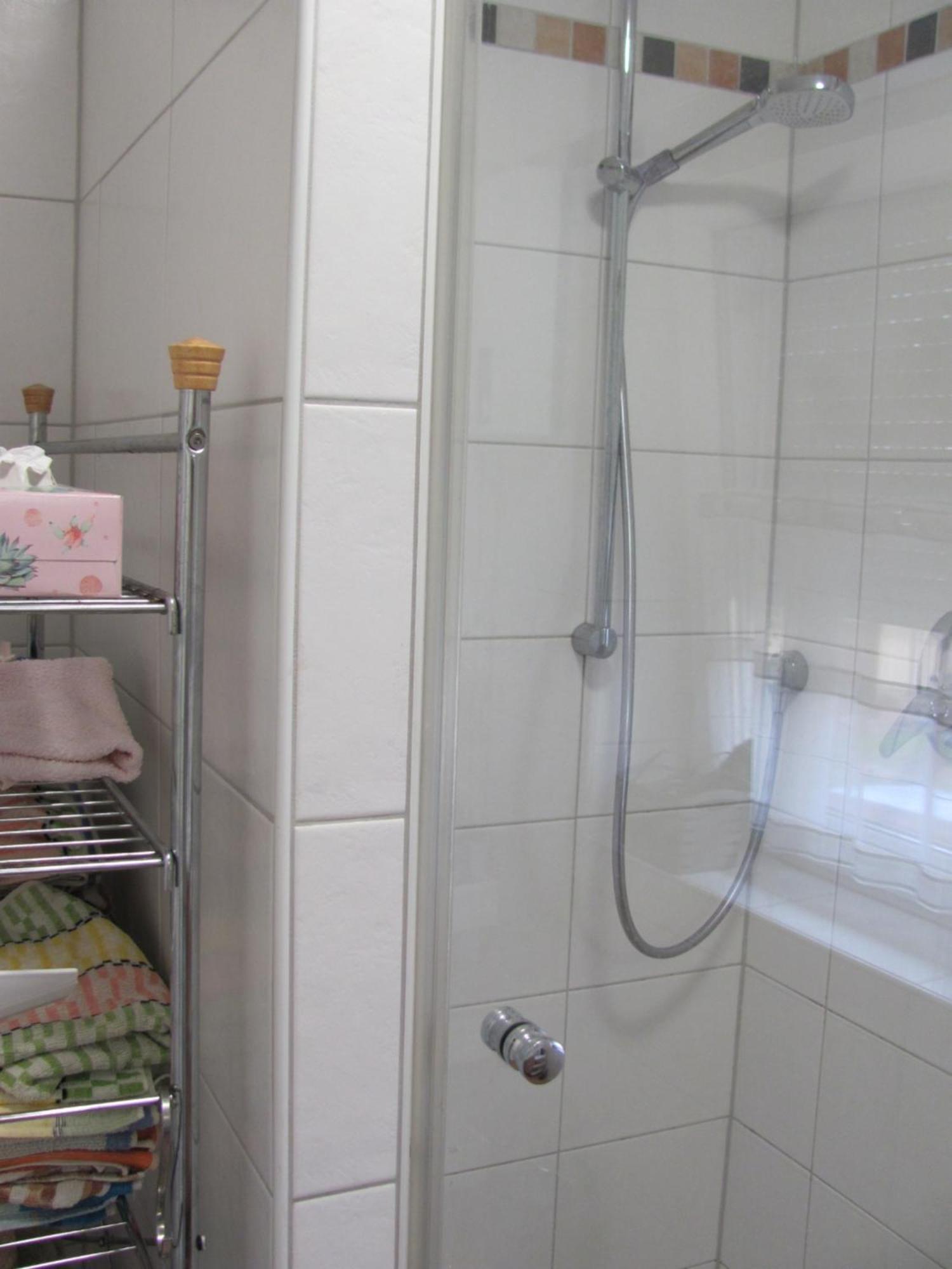 Trunkelsberg #3 Gemuetliches Ruhiges Zimmer Gartenblick, Gemeinschaftsbad W-Lan Airport Nah Gelegen Mit Late Night Check In Haus Nr 9,5 מראה חיצוני תמונה